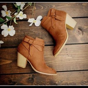 Women’s Ankle Booties